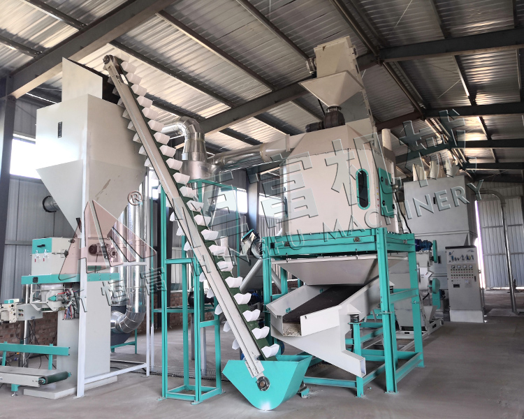 内蒙古锡林郭勒350草粉颗粒饲料机组