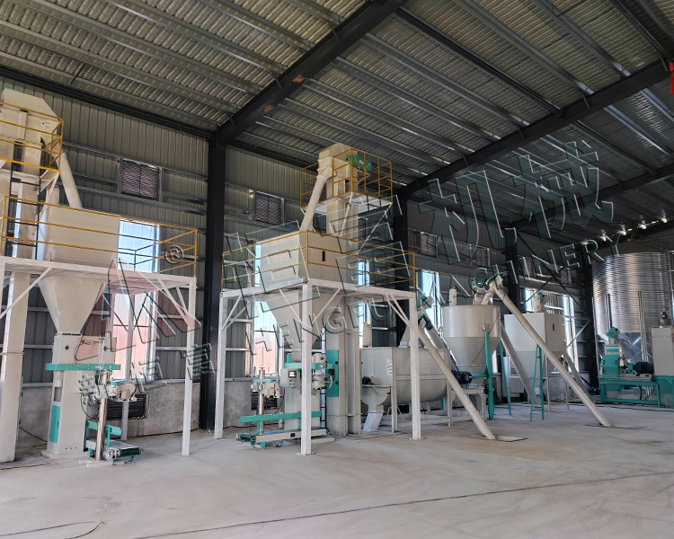 内蒙古赤峰时产6吨粉状饲料机组