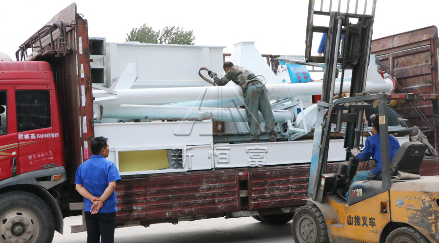 装车基本完成 装车基本完成